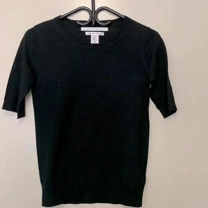 Max Studio, NWOT 100% extra fine Merino  wool short sleeve sweater
